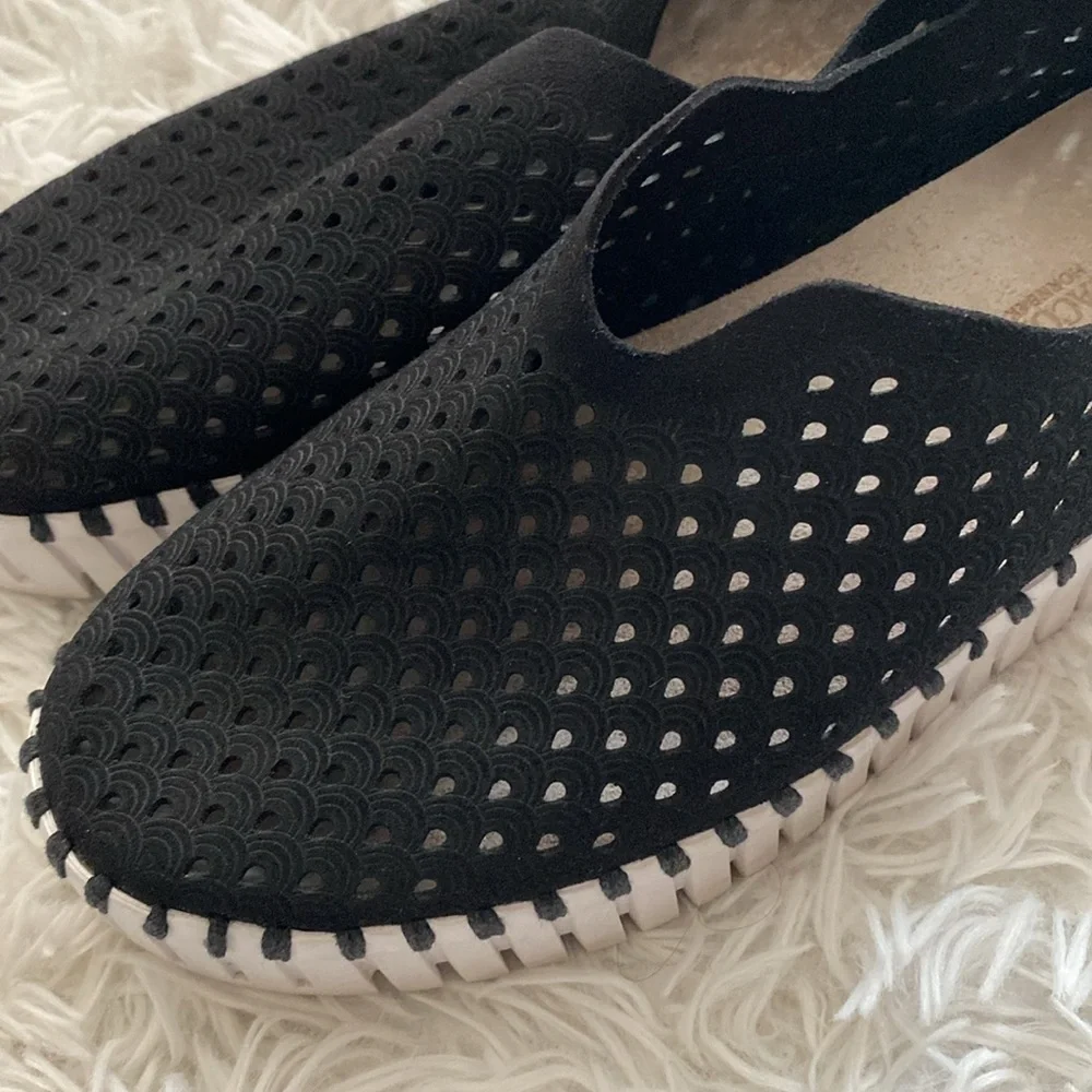ILse Jacobsen black slip on platform sneakers